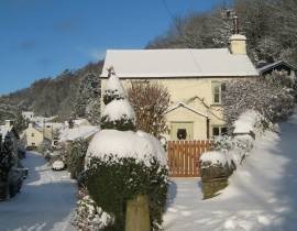 self catering cottage nr lyth valley