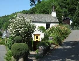 Self Catering Cottage - Pets welcome - nearby pub pets welcome Self Catering Brigsteer nr. Lyth Valley