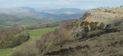 Scout Scar - Excellent views of the Lakeland Fells Scout Scar