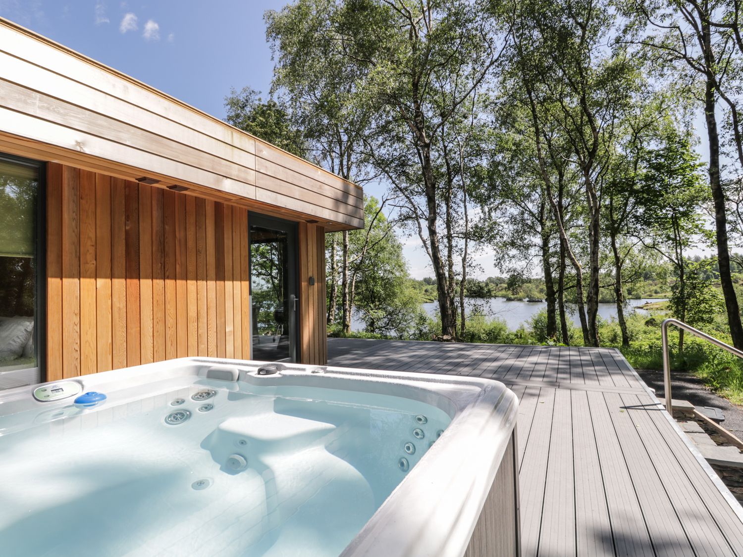 Some really fabulous tranquil locations, thee Lodges often have a Hot Tub and a Wood-Burning stove too!